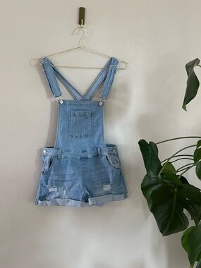 💖3 for $25 bundle💖 Wax Jean Light Blue Denim Short Overalls
